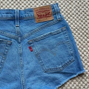 Levi’s 501 Denim Shorts Size 24 New